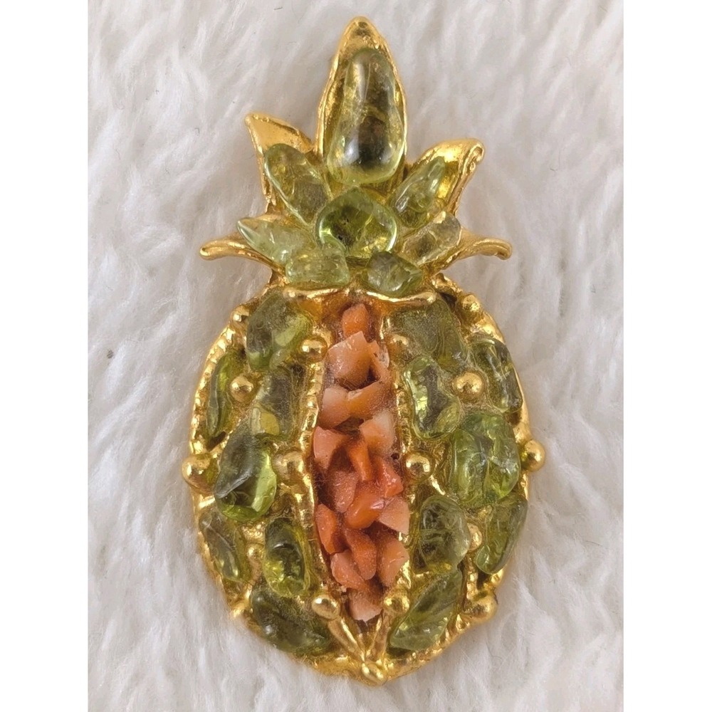 Vintage Gold Tone Pineapple Pendant‎ Green Glass Cabochon & Chip Stones Tropical